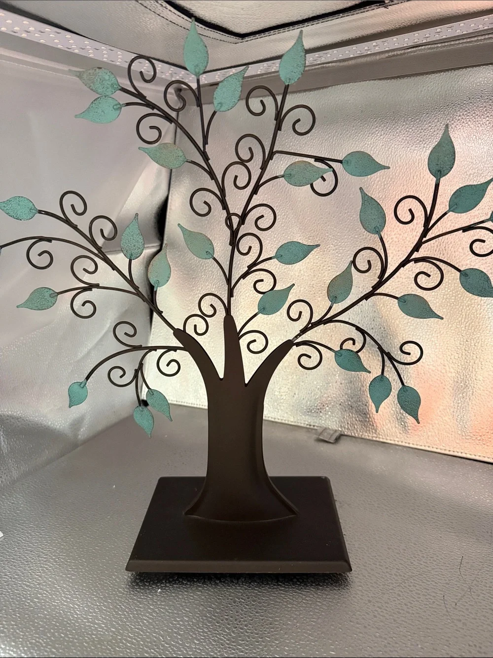 Hallmark Family Tree Ornament For Pictures or Ornaments.